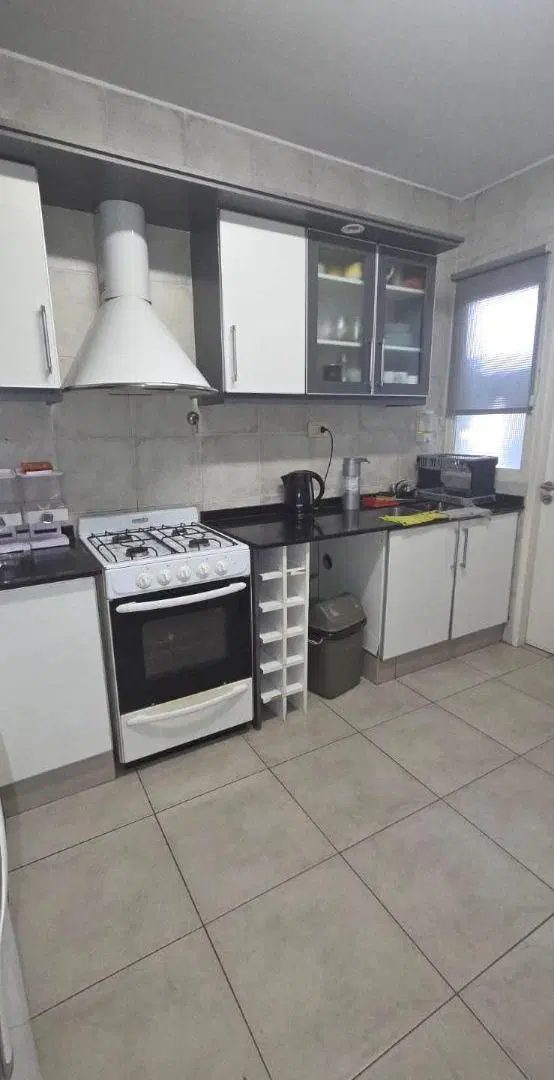 DEPARTAMENTO EN VENTA
CALLE TUCUMÁN N° 248, PISO 1, GODOY CRUZ, MENDOZA
FRONTAL 5