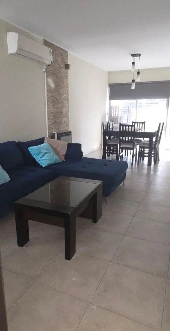 DEPARTAMENTO EN VENTA
CALLE TUCUMÁN N° 248, PISO 1, GODOY CRUZ, MENDOZA
FRONTAL 4