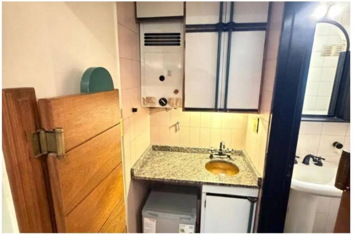 INMOBILIARIA SUAREZ & ORTEGA ALQUILA OFICINA
Av. San Martin 925, 2do. Piso Ciudad de Mendoza 5