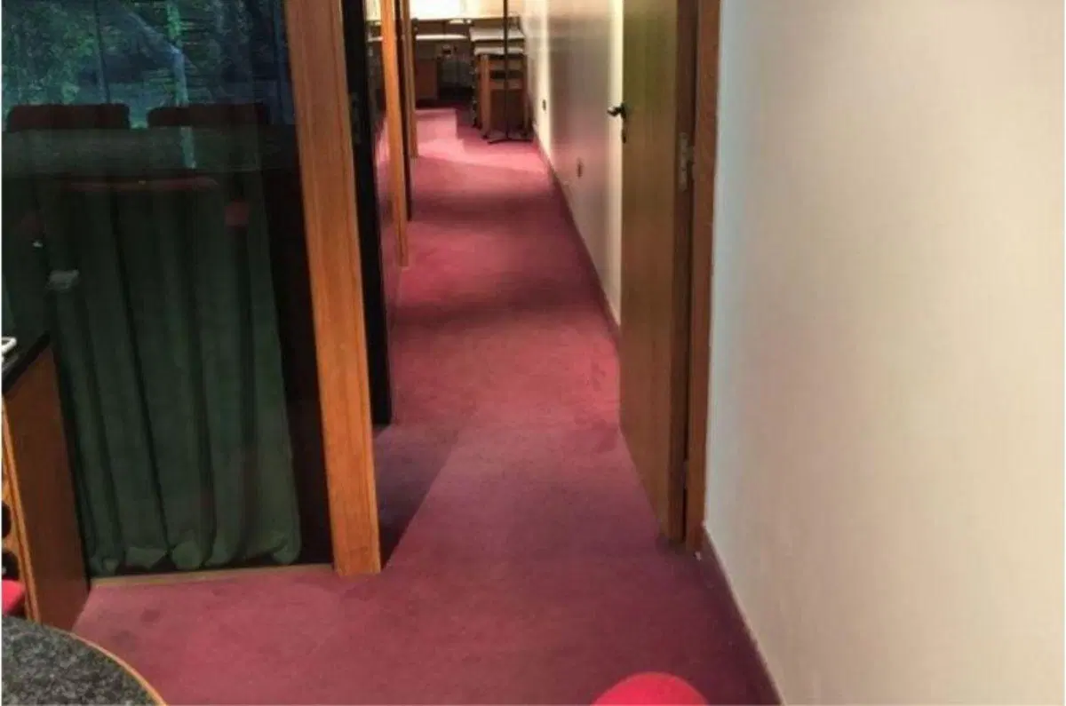 INMOBILIARIA SUAREZ & ORTEGA ALQUILA OFICINA
Av. San Martin 925, 2do. Piso Ciudad de Mendoza 3