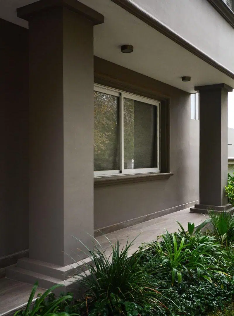 INMOBILIARIA SUAREZ Y ORTEGA VENDE
B° DALVIAN calle CERRO LAS COLINAS 1