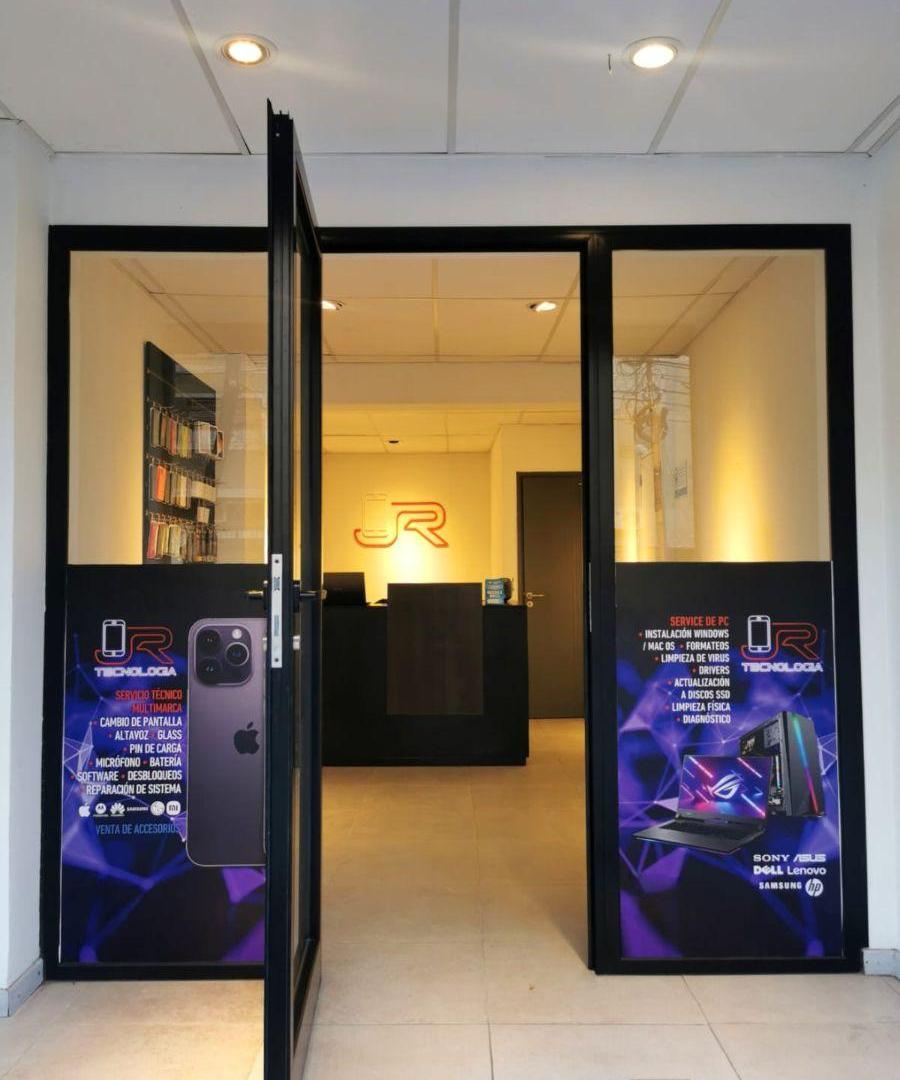 INMOBILIARIA SUAREZ & ORTEGA ALQUILA LOCAL COMERCIAL