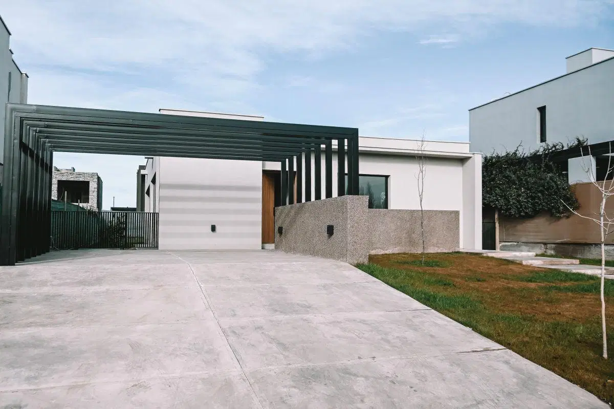 SUAREZ ORTEGA INMOBILIARIA VENDE 5