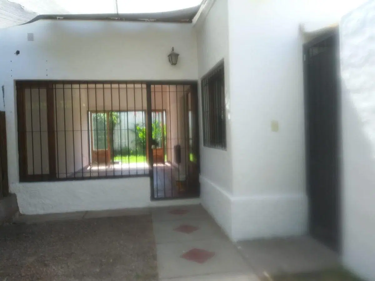 INMOBILIARIA SUAREZ & ORTEGA ALQUILA CASA EN CHACRAS DE CORIA LUJAN DE CUYO 4