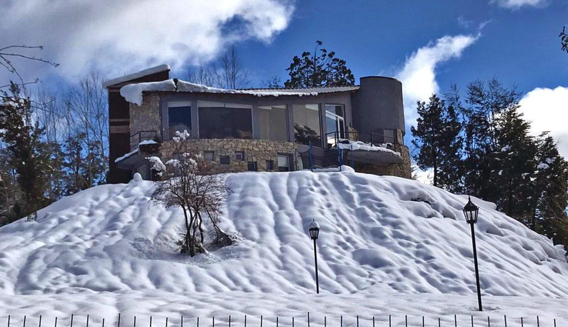Venta – Casa de 320 m², Sobre Lote de 4000 m² en El Puerto, Villa La Angostura 2