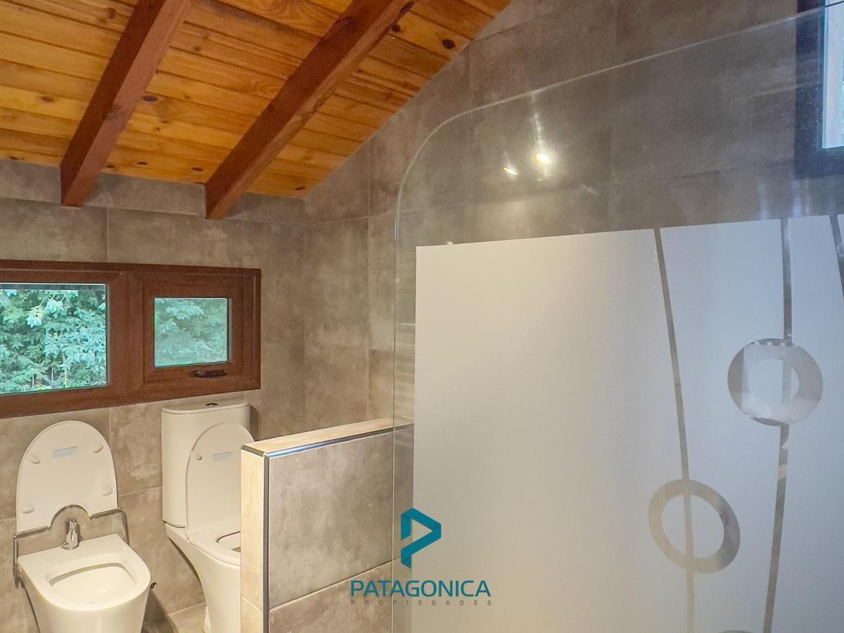 Venta – Casa de 150 m², Sobre Lote de 1000 m² en Lomas del Correntoso, Villa La Angostura 2