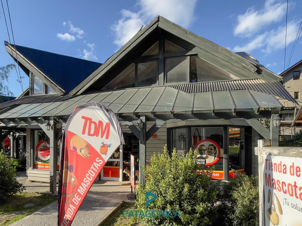 VENTA- 2 LOCALES COMERCIALES EN PLENO CENTRO de 75 mts 2 c/u, villa la angostura, Nequen