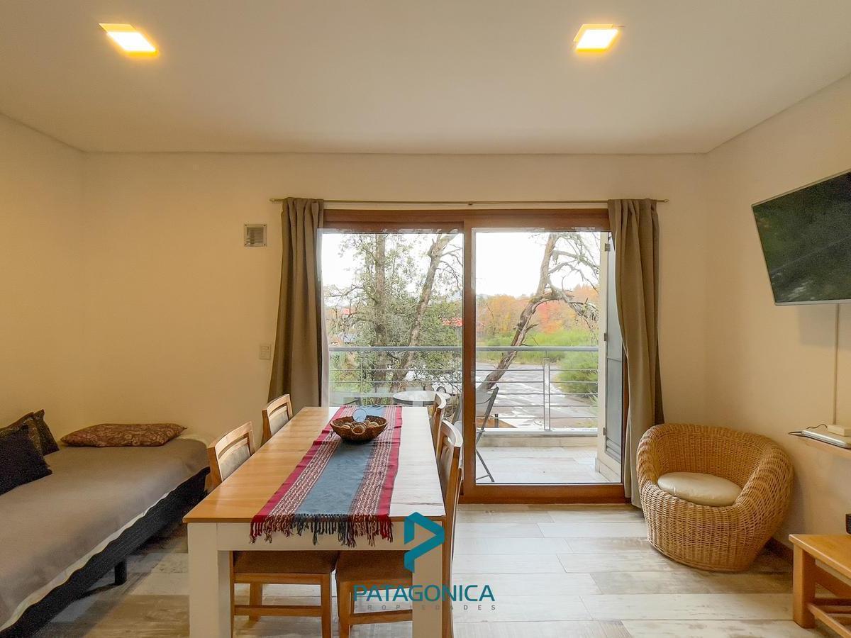 Venta - Departamento de 43 m² con Balcon en El Mercado, Villa La Angostura, Neuquen 3