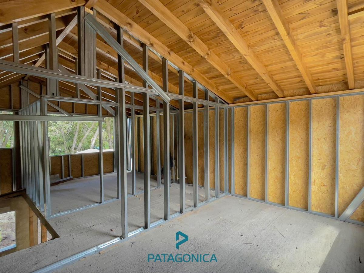 Venta - Casa de 68 m² Sobre Lote de 340 en Villa La Angostura 5