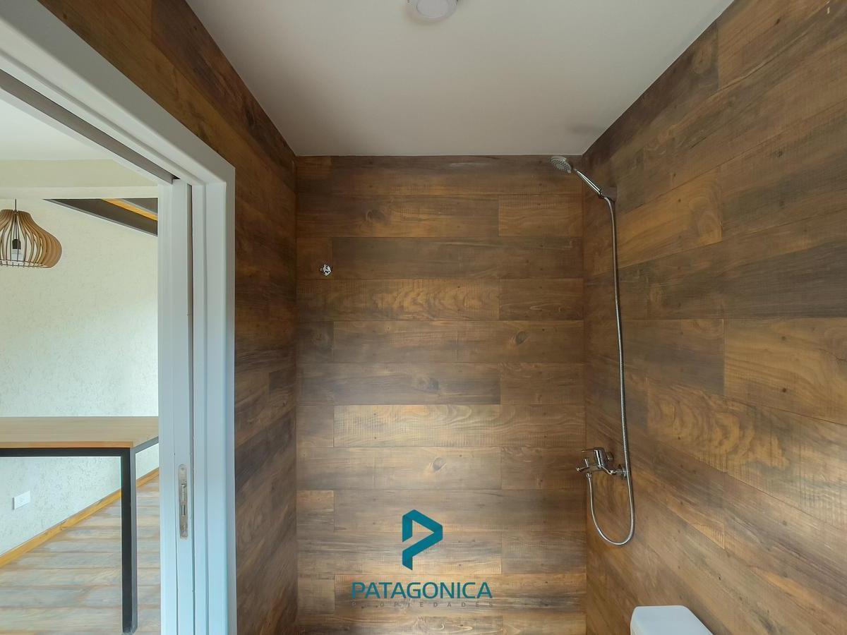 Venta Local en Dos Plantas de 43 m² en Edificio Diagonales, Villa La Angostura 3
