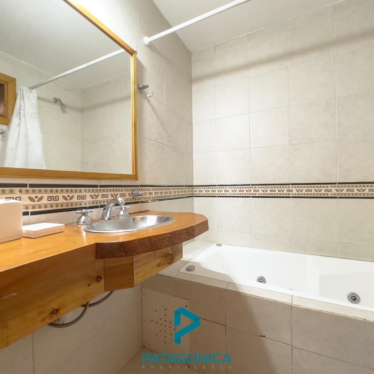 Venta - Casa 154 m² Sobre Lote de 1200 m² - Barrio Epulaufquen. 4