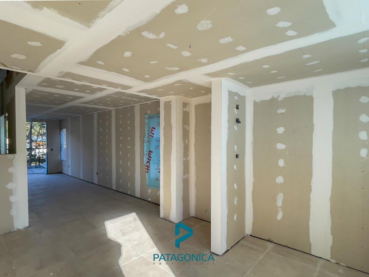 Venta - Depto 3 Amb 85 m² C/coch en Construccion Sobre Bv. Pascotto Financiacion! 2