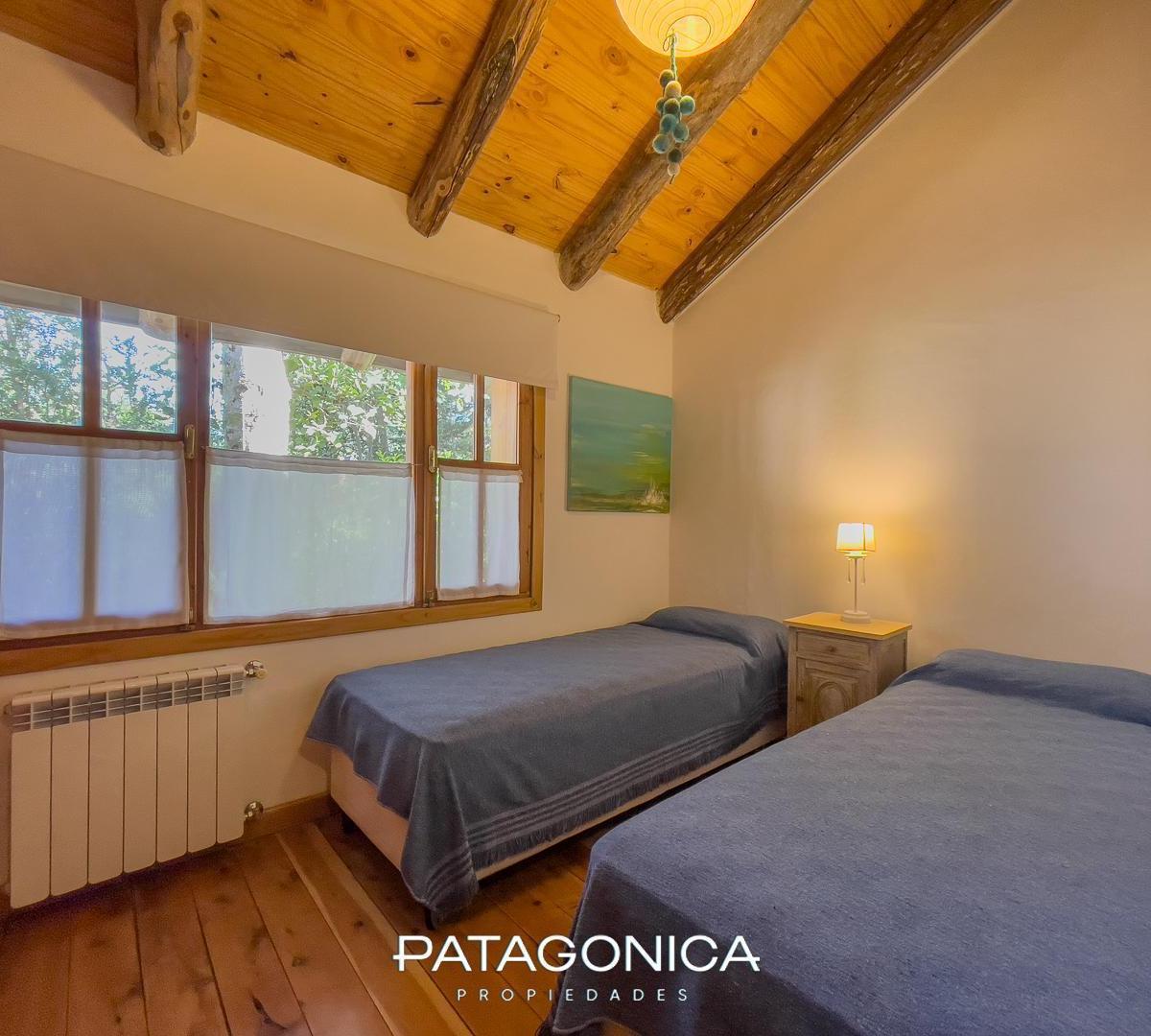 Venta - Casa de Ensueño 2 Dorm. Amplio Jardin, B°epulafqquen, Villa La Angostura 4
