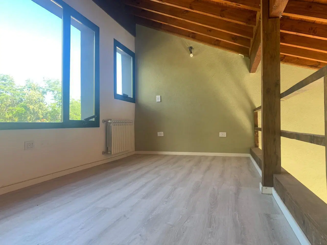 VENTA DPTO. 3 AMB. PLANTA ALTA c/BALCON y COCHERA UF 12 4