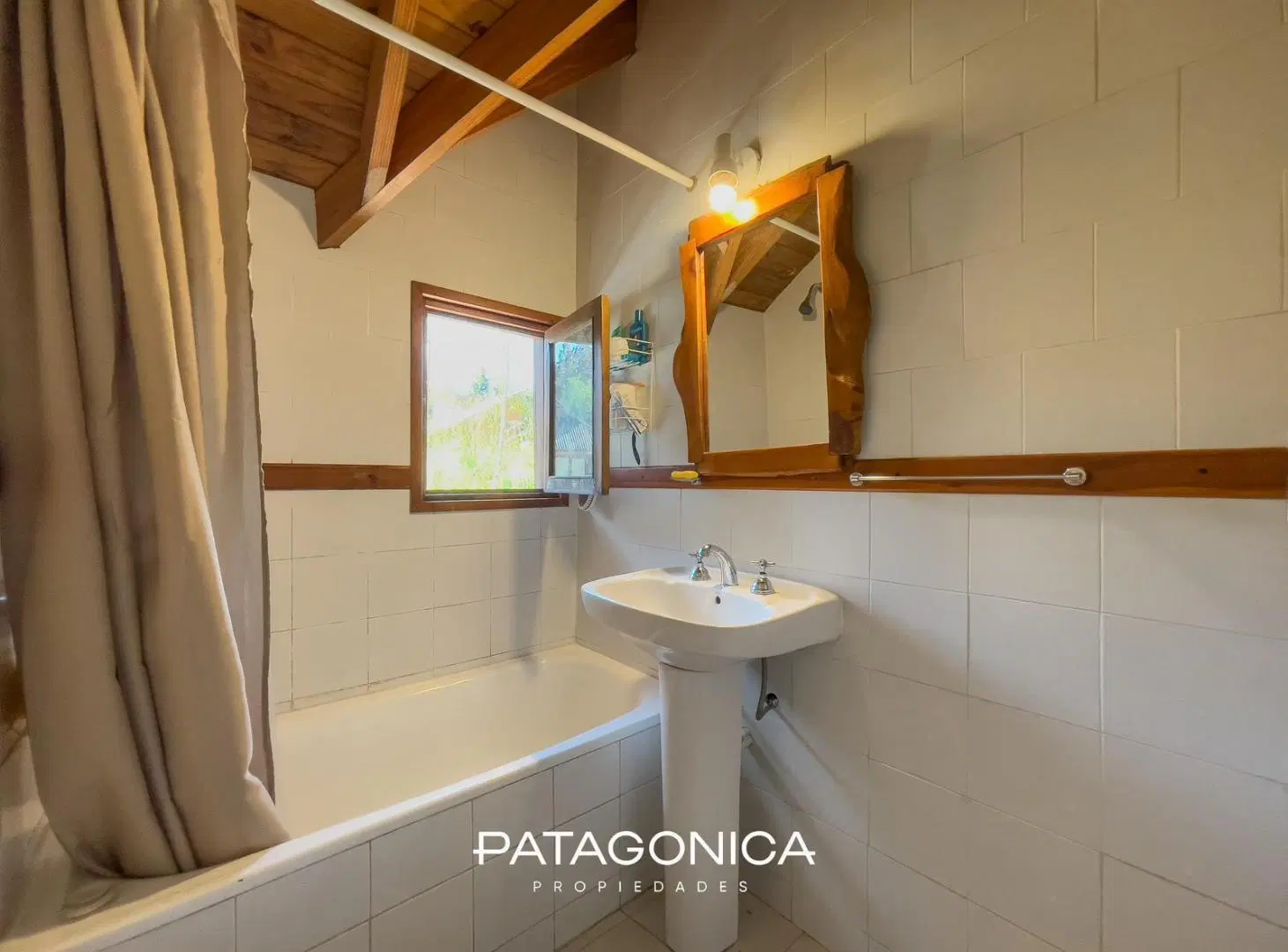 VENTA casa en Barrio Norte. 3 ambientes, jardin, parrilla. Gas natural 8