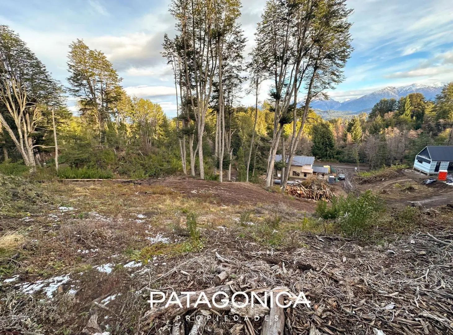 Lote 1.391 m2 con vista a la montaña - Faldeo del Bayo. 2