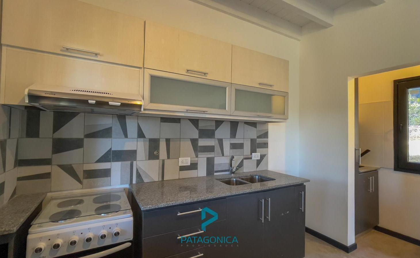 Foto de ALQUILER PERMANENTE, CASA, 3 ambientes, Las Balsas, Villa la Angostura., imagen 2