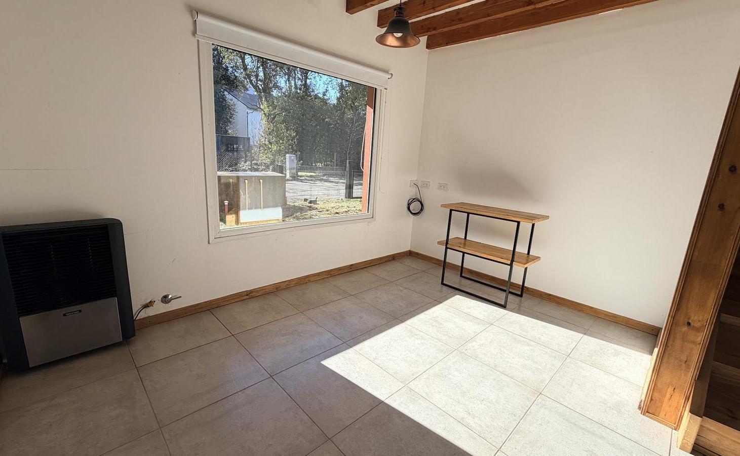 Foto de ALQUILER PERMANENTE, CASA 3 Amb, 3 Cerros, Villa la Angostura, imagen 4