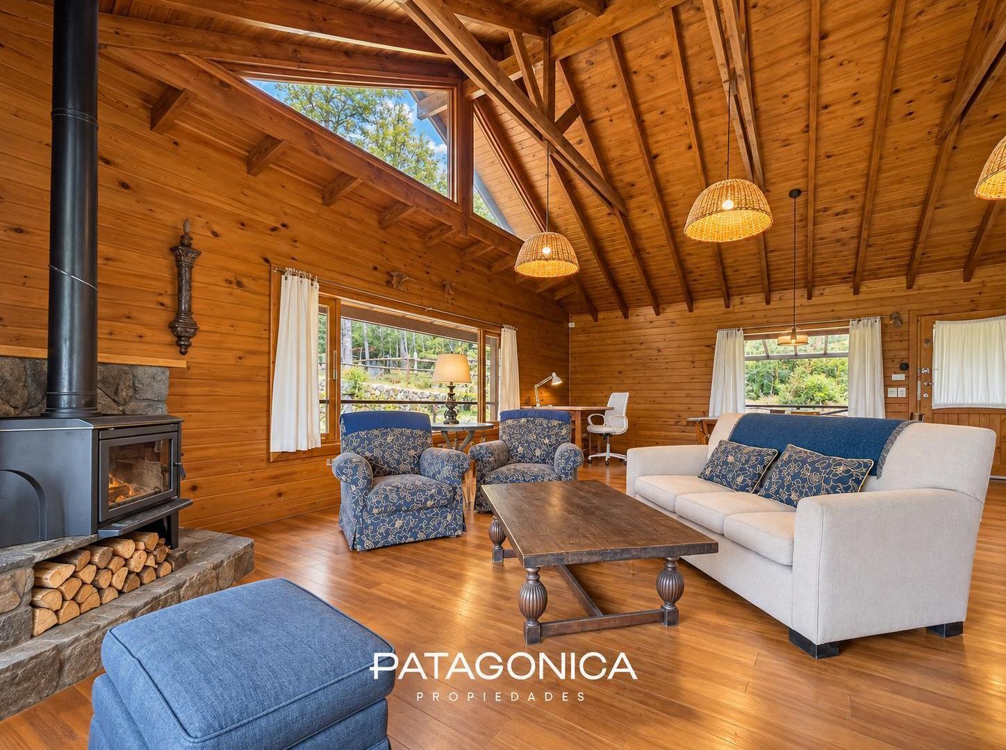 Foto de ALQUILER PERMANETE CASA 4 ambientes, B Arauco, Villa la Angostura., imagen 3