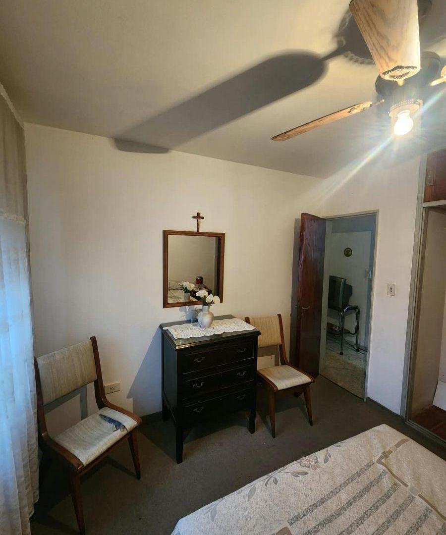 Foto de ALQUILER ANUAL VILLA CARLOS PAZ - Depto. 2 dorm. c/Cochera, imagen 3