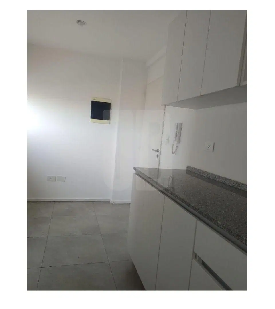 NUEVO INGRESO - DEPARTAMENTO EN ALQUILER.
Ubicación: San Juan 854, B° Santa Genoveva. 2