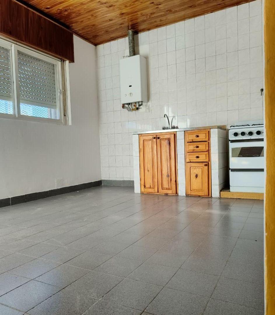 Foto de ALQUILER DEPARTAMENTO - ALCORTA 894 - B° Villa Florencia - NEUQUÉN, imagen 4
