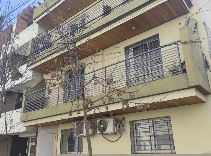 Departamentos en venta de 1 y 2 dormitorios con un baño y patio  2