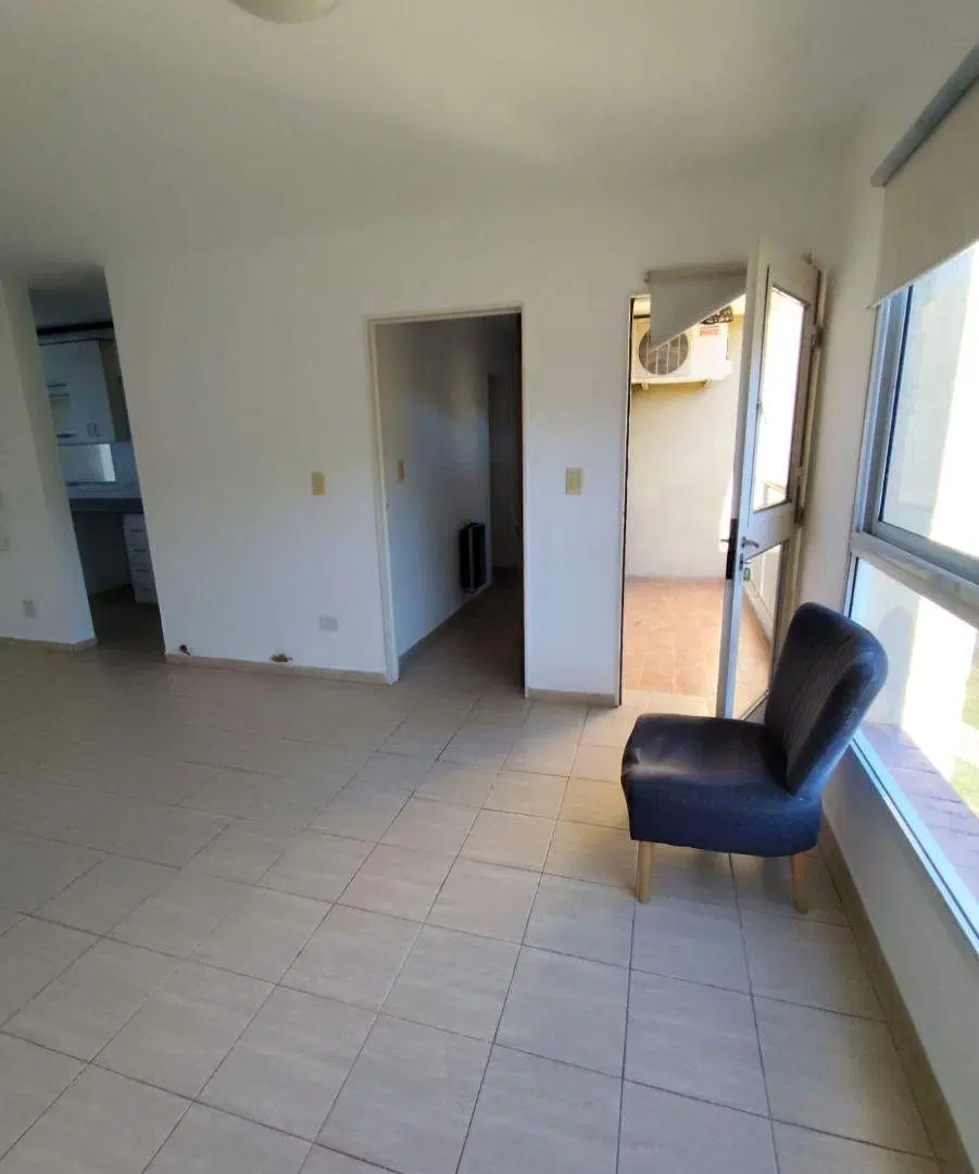 Departamento de 2 Dormitorios con Cochera y 2 Balcones en Balcones del Chateau 1