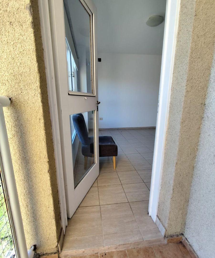 Departamento de 2 Dormitorios con Cochera y 2 Balcones en Balcones del Chateau