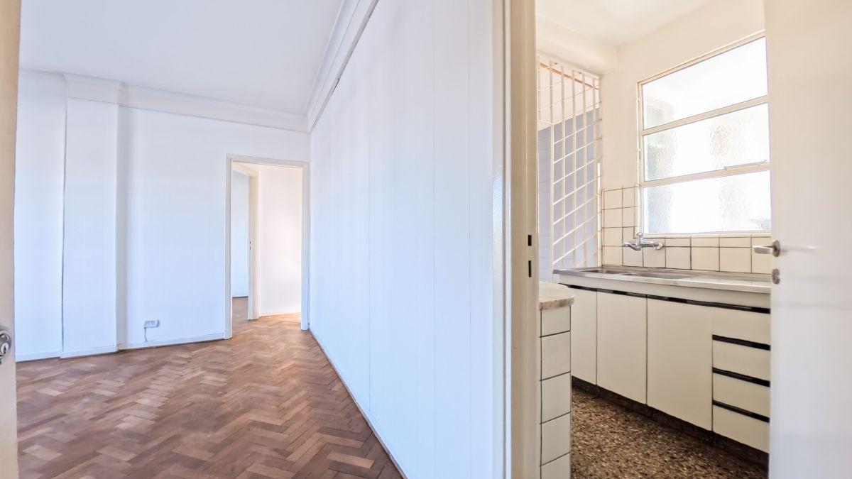 Foto de VENTA - 3 AMBIENTES CON DEPENDENCIA - CABALLITO - APTO CREDITO 1 BAÑO Y, imagen 2