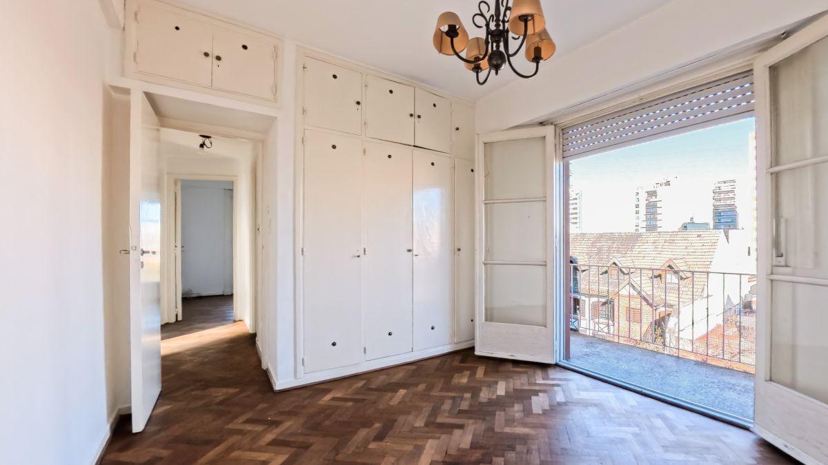 Foto de VENTA - 3 AMBIENTES CON DEPENDENCIA - CABALLITO - APTO CREDITO 1 BAÑO Y, imagen 1
