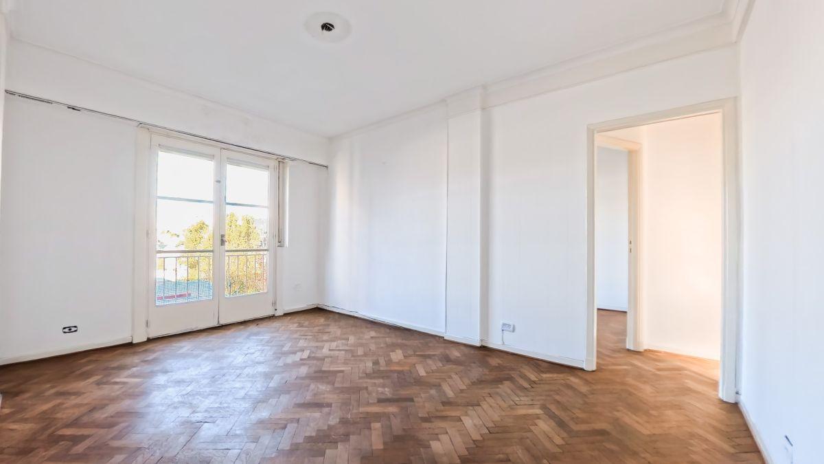 Foto de VENTA - 3 AMBIENTES CON DEPENDENCIA - CABALLITO - APTO CREDITO 1 BAÑO Y, imagen 5