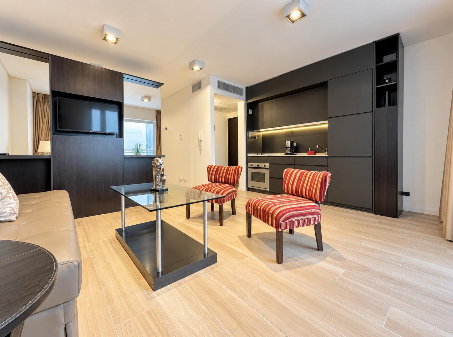 Foto de ALQUILER RETIRO - JUNCAL Y ESMERALDA - MONOAMBIENTE AMOBLADO PREMIUM, imagen 5