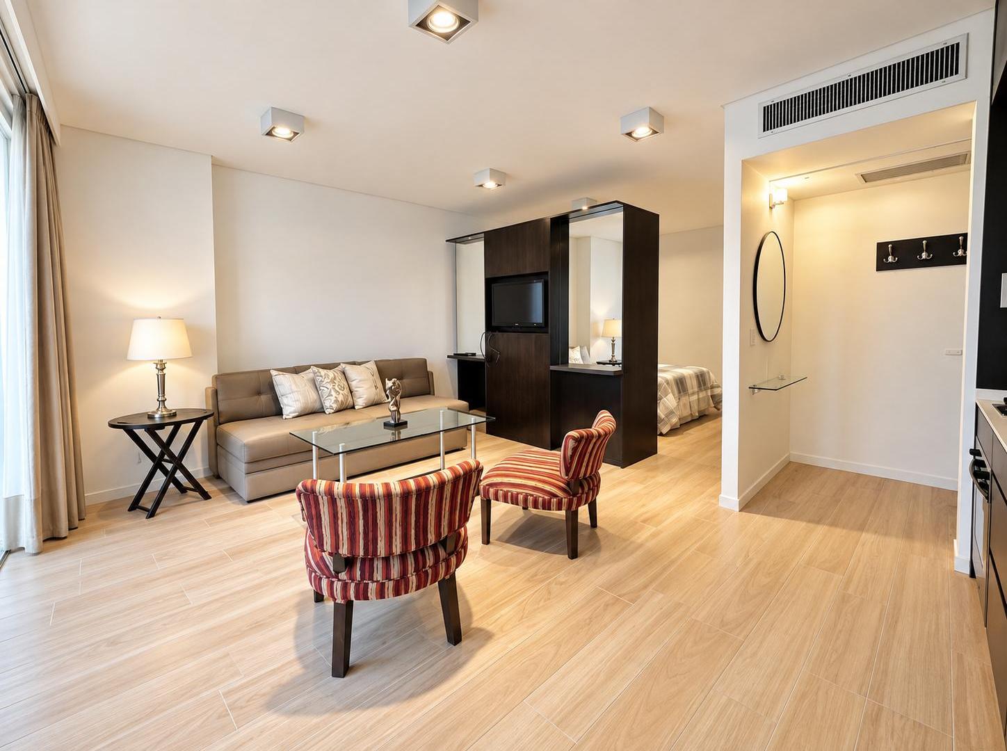 Foto de ALQUILER RETIRO - JUNCAL Y ESMERALDA - MONOAMBIENTE AMOBLADO PREMIUM, imagen 3