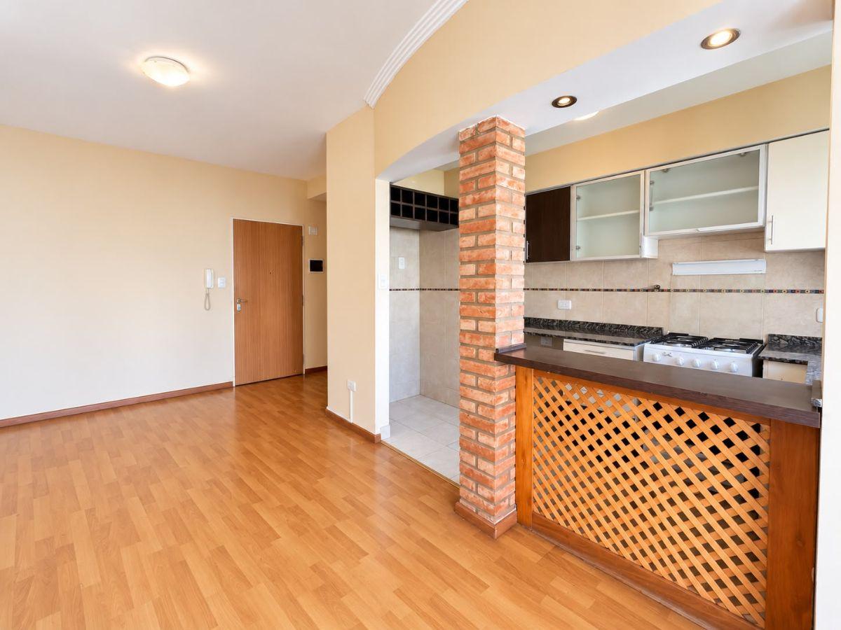 Foto de DEPARTAMENTO EN ALQUILER 2 AMBIENTES C/ BALCON - ALMAGRO, imagen 4
