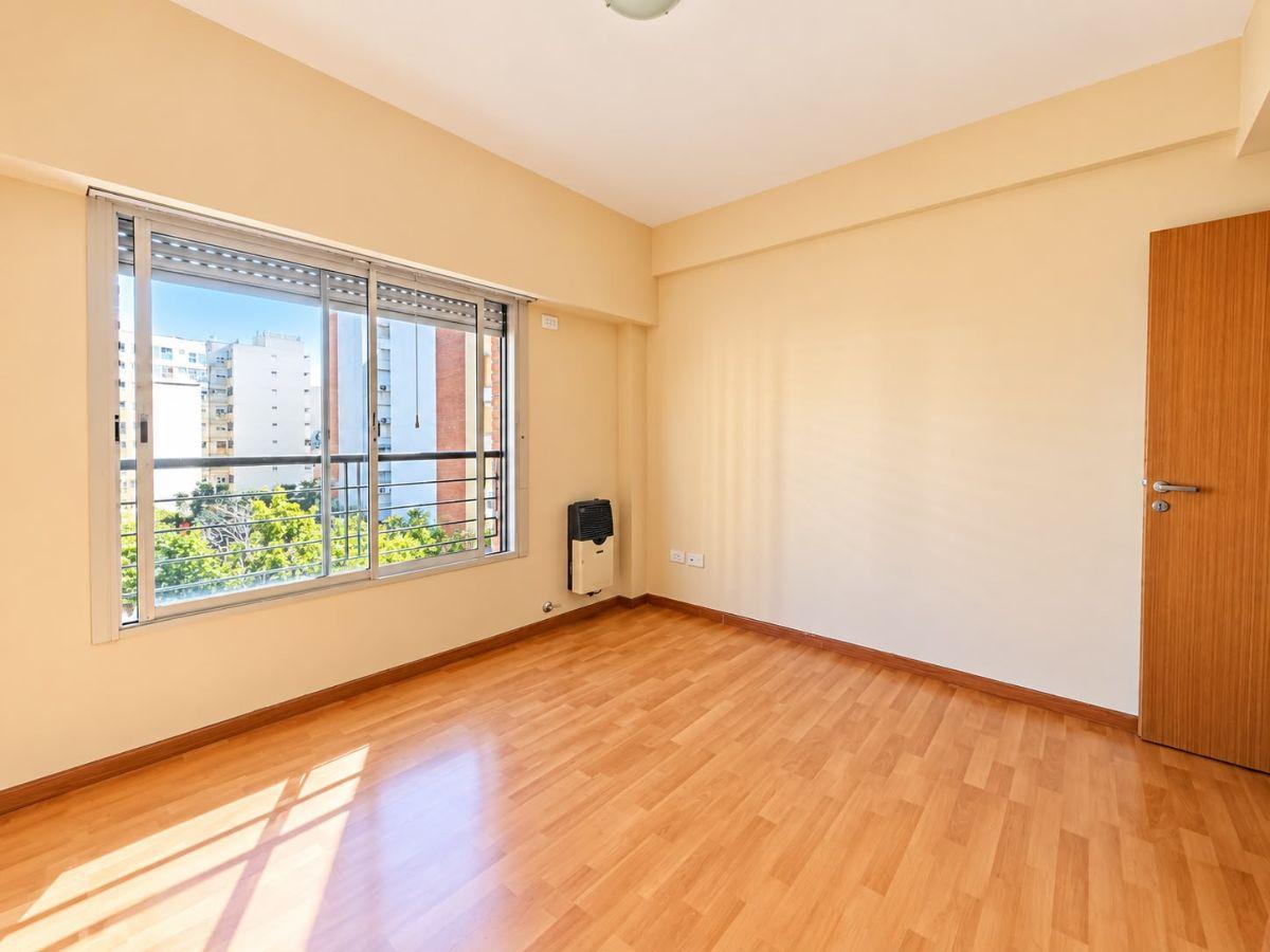 Foto de DEPARTAMENTO EN ALQUILER 2 AMBIENTES C/ BALCON - ALMAGRO, imagen 5