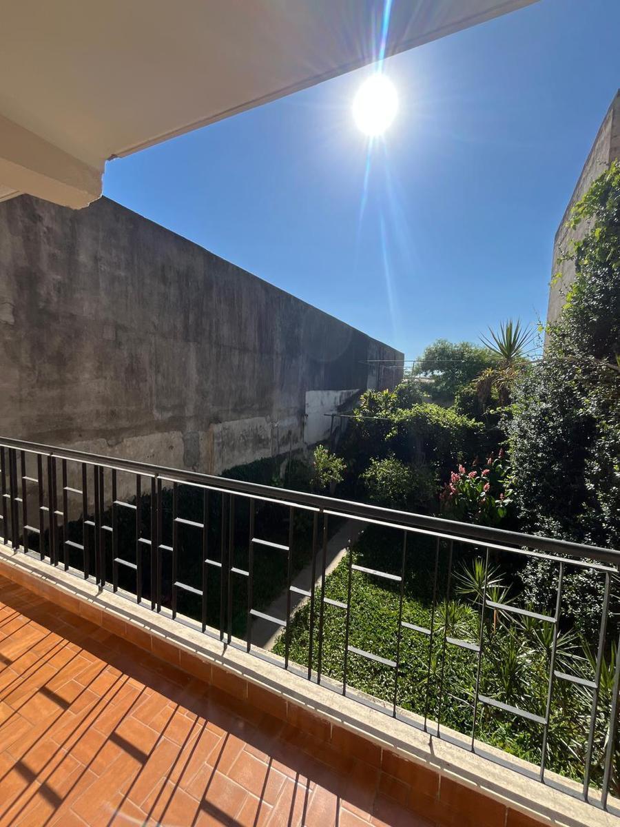 Casa en Venta - Av Mitre 200 5