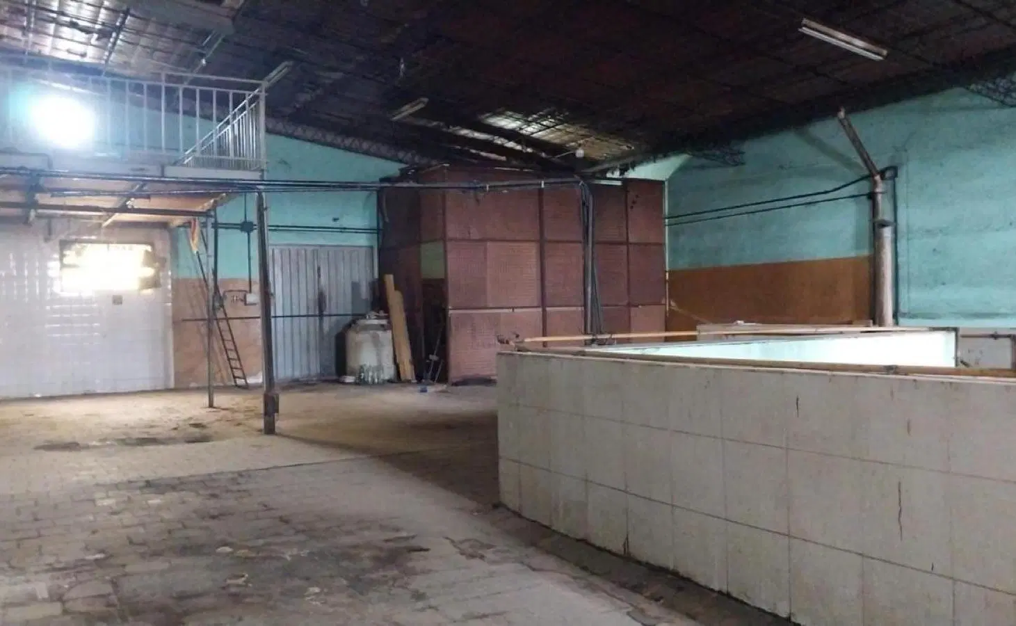 GALPON EN VENTA Y/O ALQUILER - ZONA EX ABASTO 4