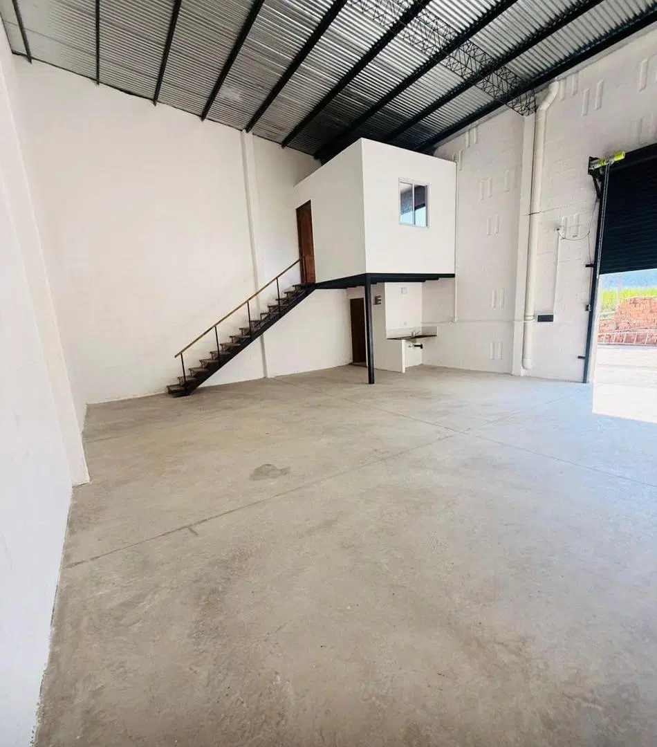 Galpón en Lules - ALQUILER Y VENTA 5