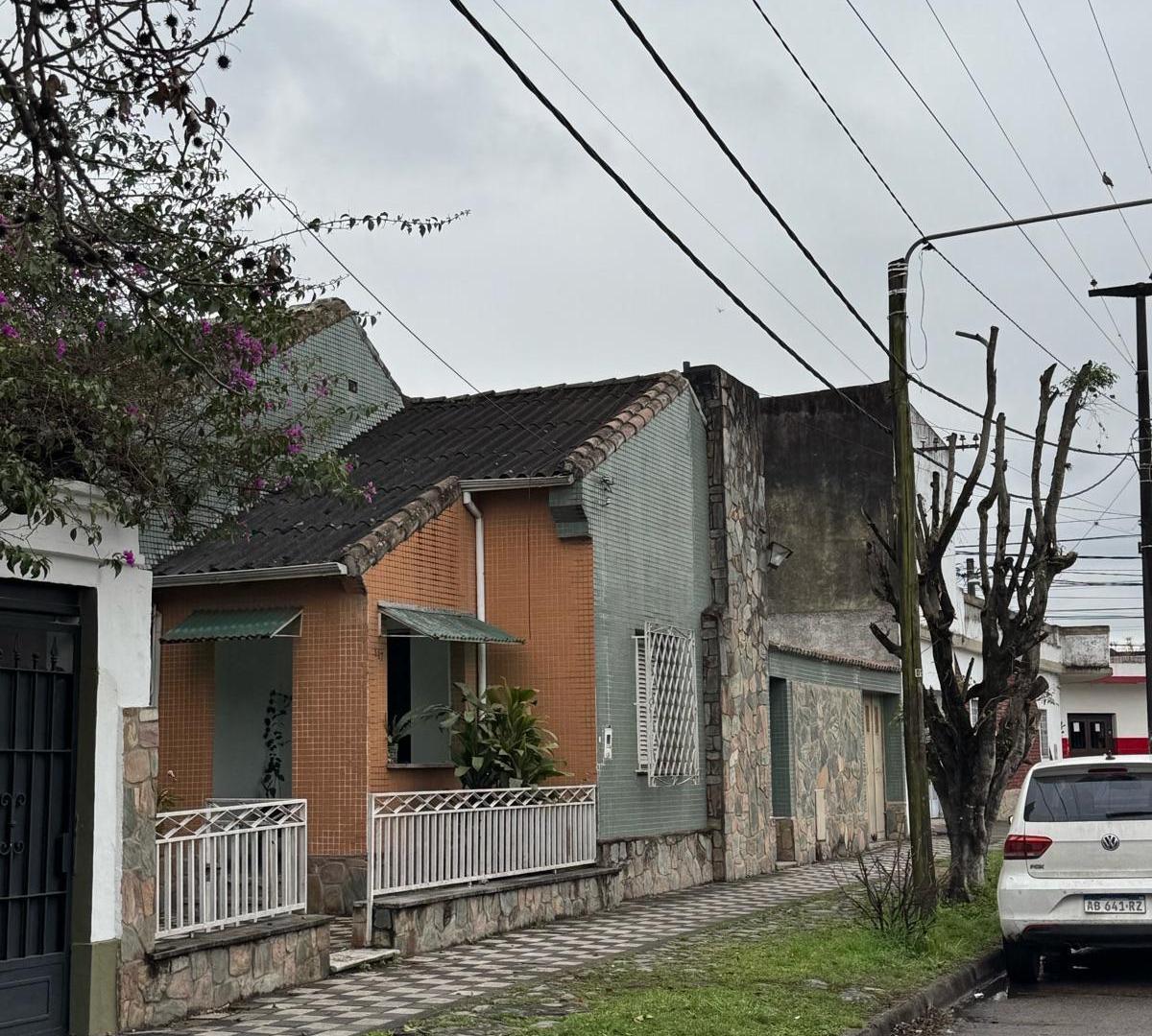 Foto de CASA EN VENTA - GUEMES 100, imagen 2