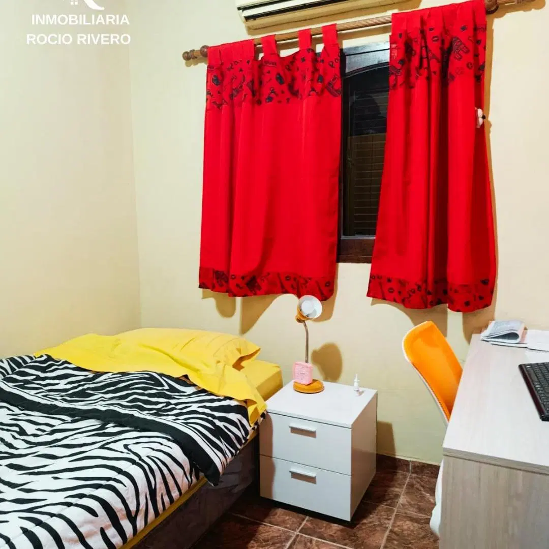 Casa con Gran Quincho en Venta 2