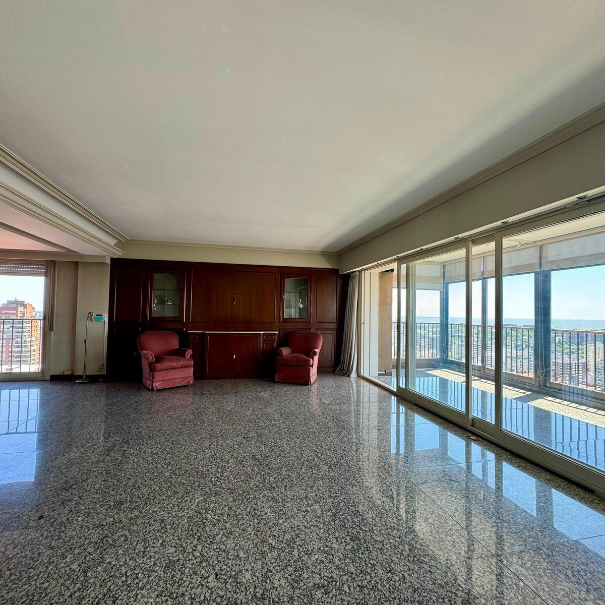 Venta de Departamento 5 Ambientes con 2 Cocheras en Belgrano 3