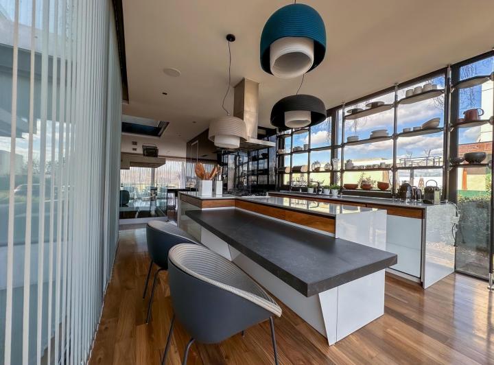 Refinada Casa En Pilará Con Vistas Al Golf Y Al Lago – Barrio La Calesa. 3
