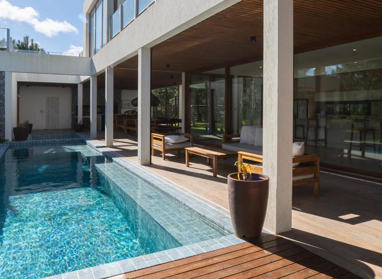 Foto de Casa moderna a pasos de la playa en venta, imagen 3