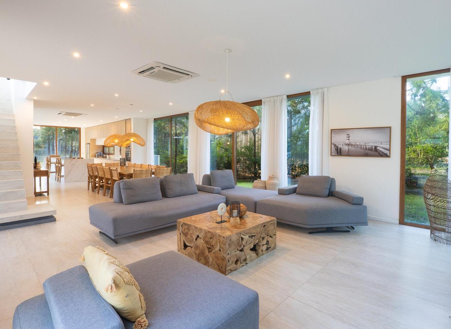 Foto de Casa moderna a pasos de la playa en venta, imagen 1
