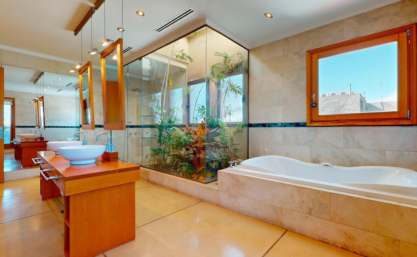 Foto de Casa en venta en Belgrano Chico lote de 1063 mts y 879 mts2 cubiertos., imagen 2