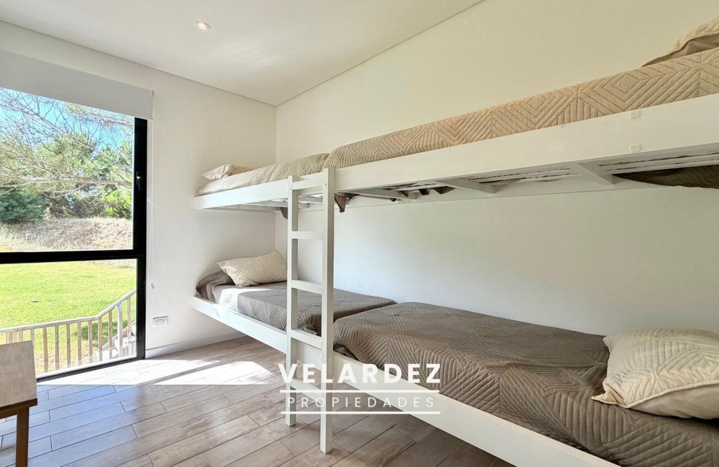 Foto de Casa en Venta en Costa Esmeralda GAS NATURAL, imagen 5