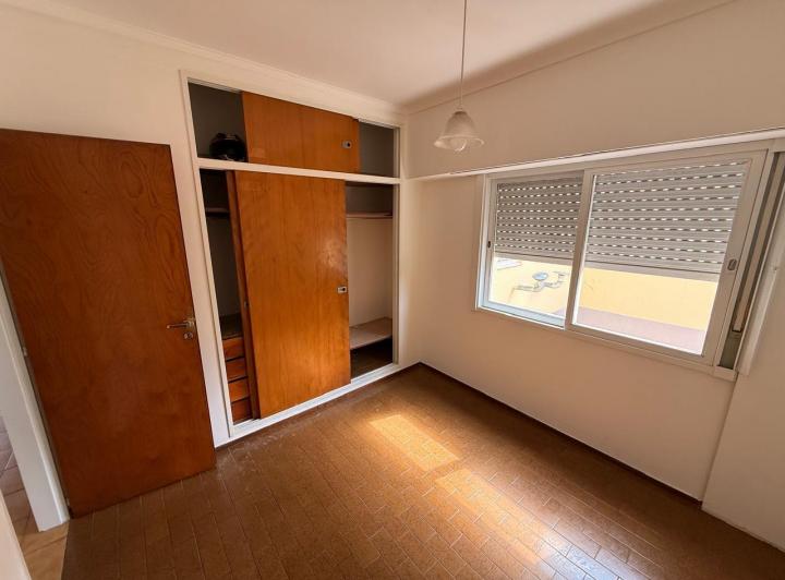 Departamento de 3 amb en centro de Monte Grande 1