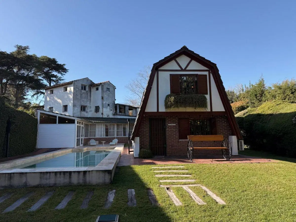 Excelente Casa en barrio de Casas Quintas! 3