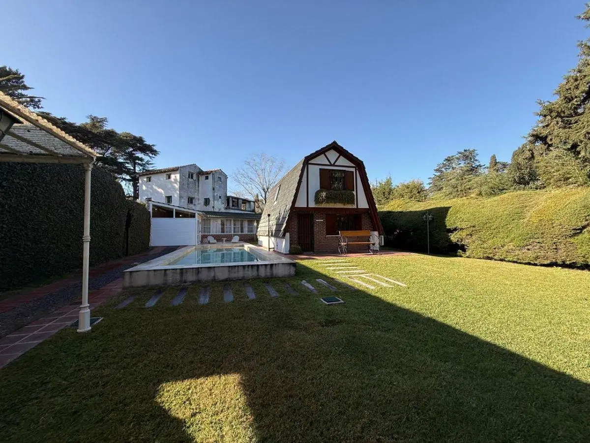 Excelente Casa en barrio de Casas Quintas! 5